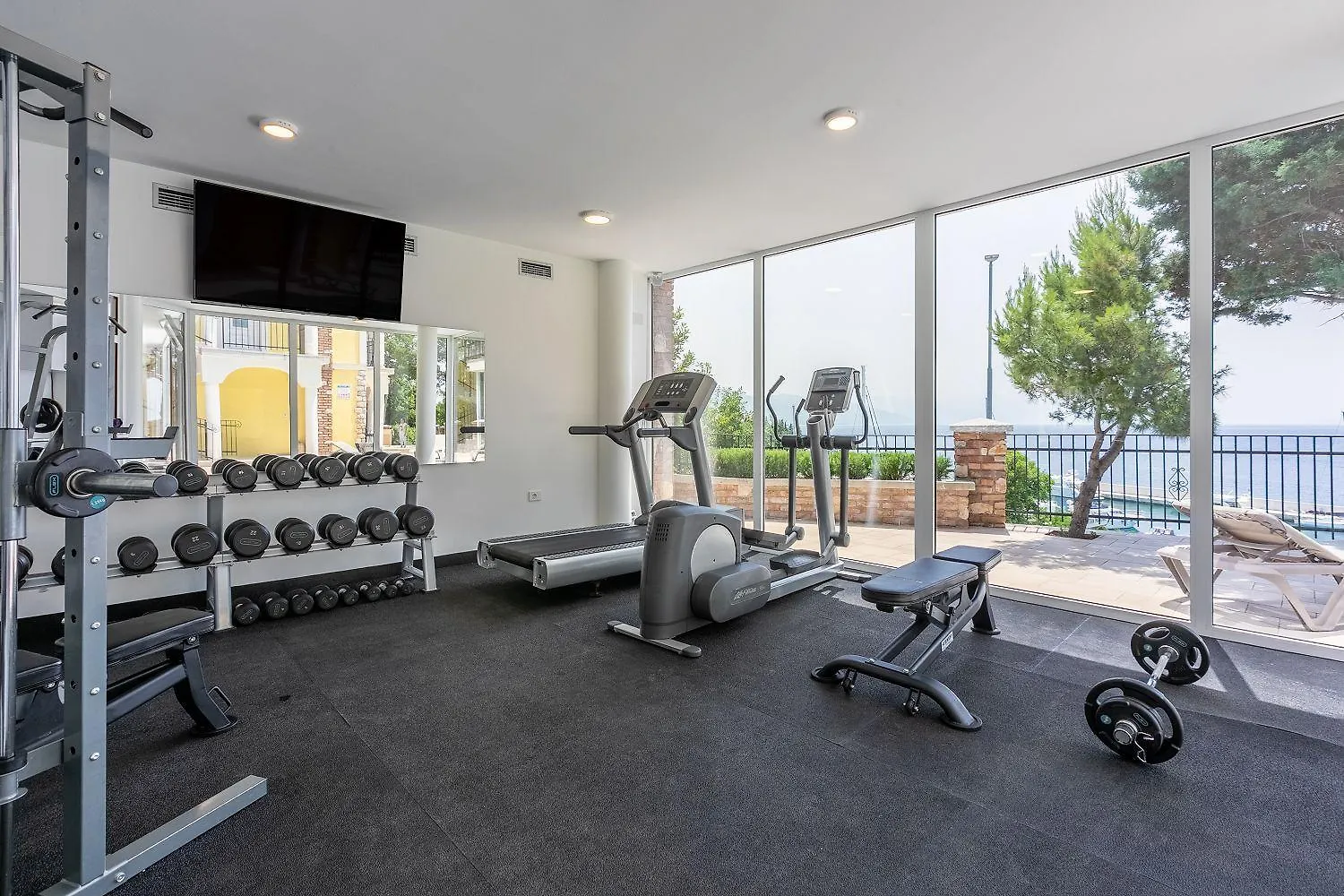 Luxuswohnung Mit Pool, Sauna, Gym Direkt Am Meer Novi Vinodolski 0*,